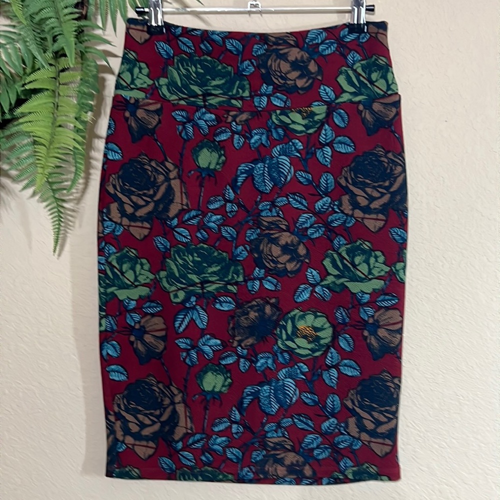 Lularoe Rose Print Cassie Pencil Skirt- size small